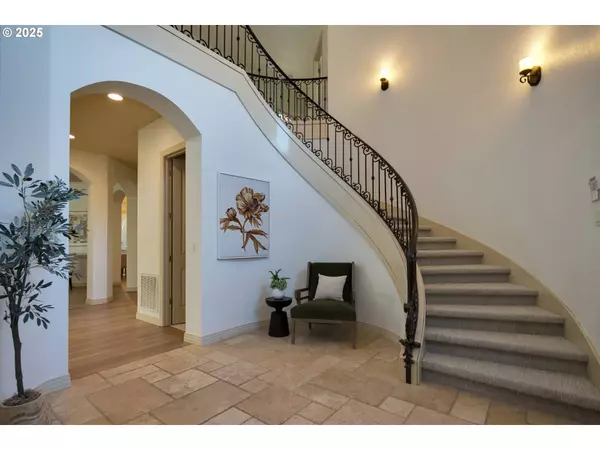 1006 SE 199TH AVE, Camas, WA 98607