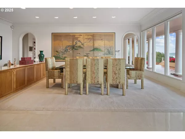 8703 SE PORTER CIR, Vancouver, WA 98664