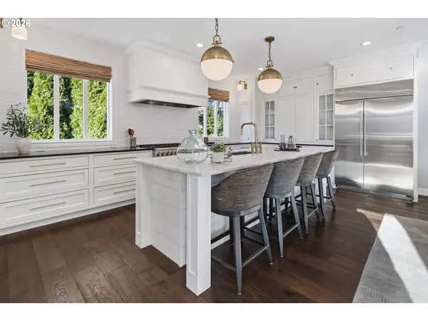 2545 NW 12TH CIR, Camas, WA 98607
