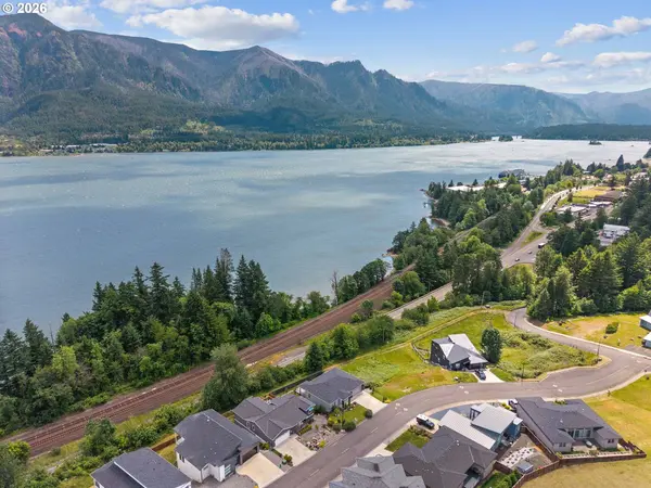 200 Lower Basso CIR, Stevenson, WA 98648