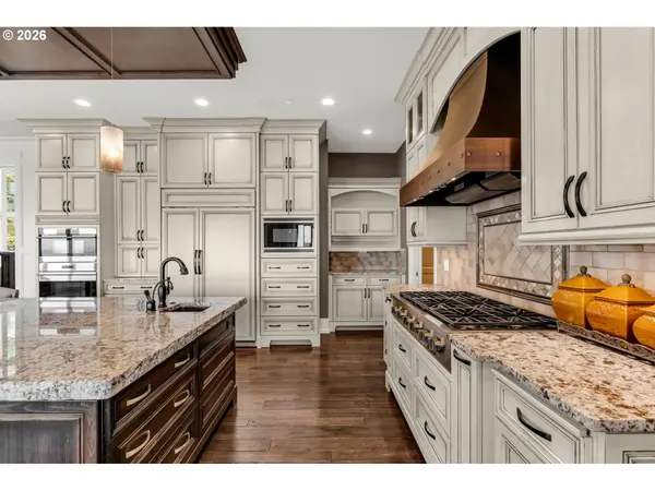 2219 NW KLICKITAT ST, Camas, WA 98607