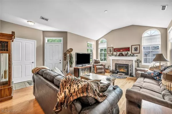 3845 Windsor Bridge CIR, Huron, OH 44839