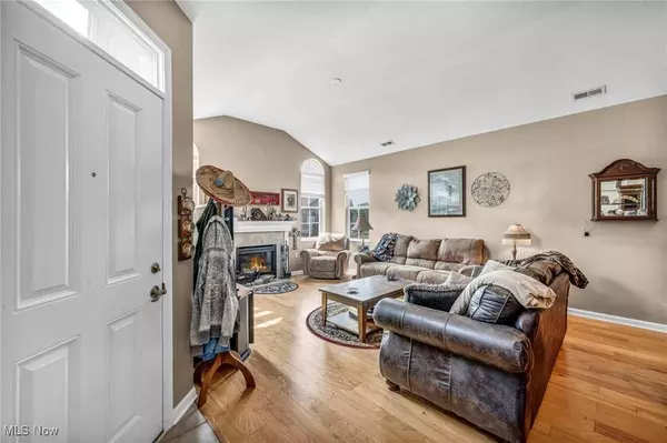 3845 Windsor Bridge CIR, Huron, OH 44839