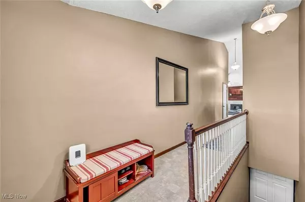 1818 Avenbury LN, Brunswick, OH 44212