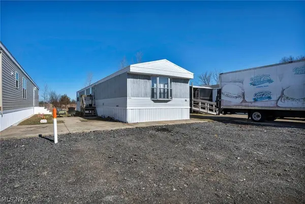 120 Sunset DR #31, Lodi, OH 44254