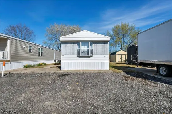 120 Sunset DR #31, Lodi, OH 44254