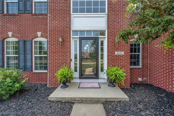 4111 Appleridge LN, Richfield, OH 44286
