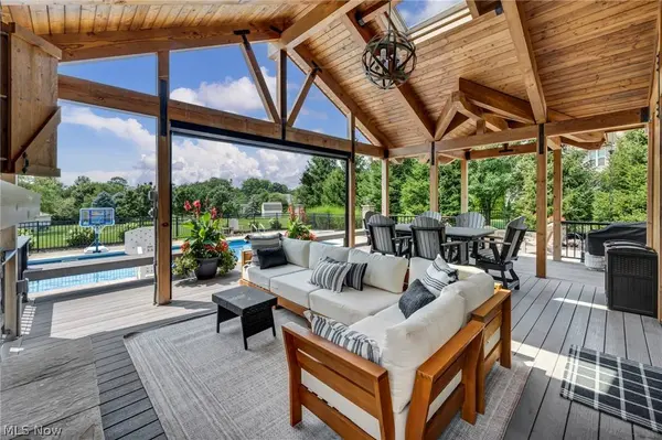 4111 Appleridge LN, Richfield, OH 44286