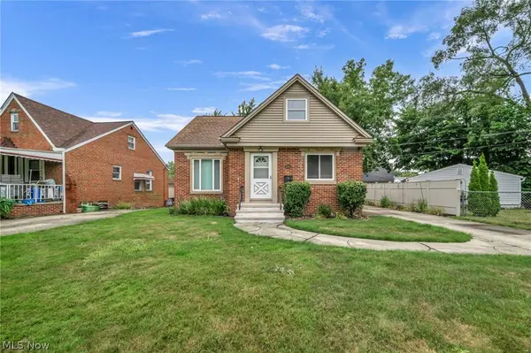 6284 Holburn RD, Parma, OH 44129