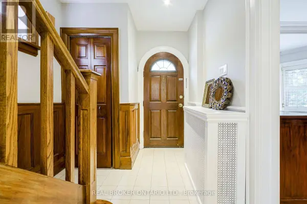 413 ROSELAWN AVENUE, Toronto (lawrence Park South), ON M5N1J9