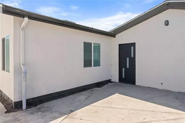 6519 Denver AVE, Los Angeles, CA 90044