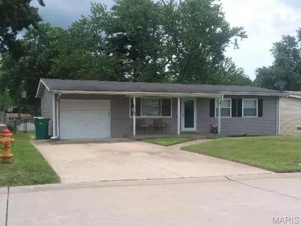 97 Huck Finn DR, St Charles, MO 63303