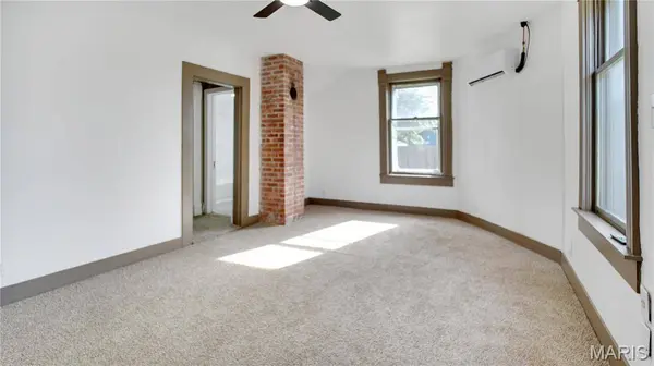 608 Cross ST, Montgomery City, MO 63369