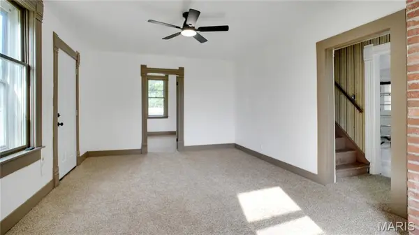 608 Cross ST, Montgomery City, MO 63369