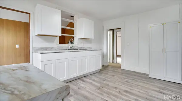 608 Cross ST, Montgomery City, MO 63369