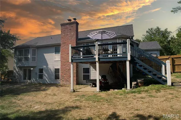 1512 Ponderosa CT, Wentzville, MO 63385