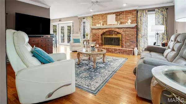 1512 Ponderosa CT, Wentzville, MO 63385