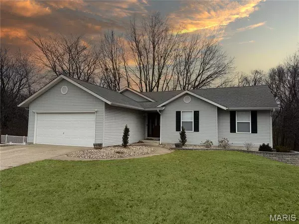 86 Fawn Oaks DR, O'fallon, MO 63366