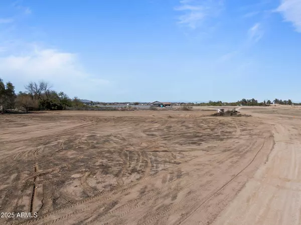 42 N 191st Lane #3, Litchfield Park, AZ 85340