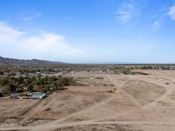 42 N 191st Lane #3, Litchfield Park, AZ 85340