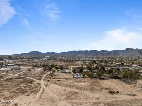 42 N 191st Lane #3, Litchfield Park, AZ 85340