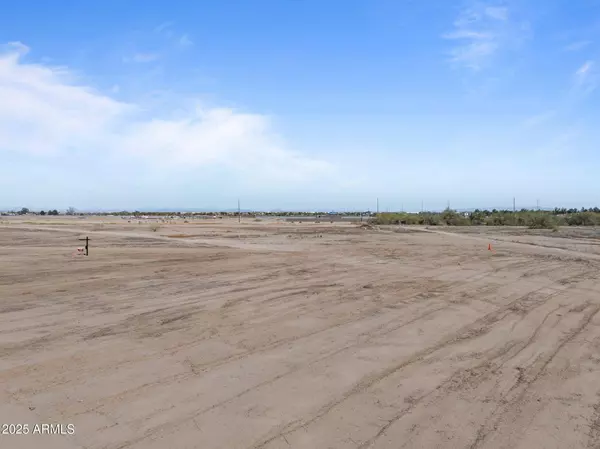 42 N 191st Lane #3, Litchfield Park, AZ 85340