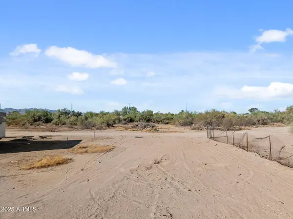 2 E GRIFFIN Street #-, Wittmann, AZ 85361