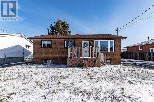 3122 Leo Avenue, Val Caron, ON P3N1B7