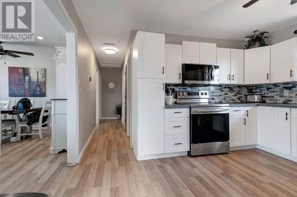 3122 Leo Avenue, Val Caron, ON P3N1B7