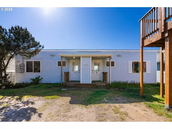 269 S PACIFIC ST, Rockaway Beach, OR 97136