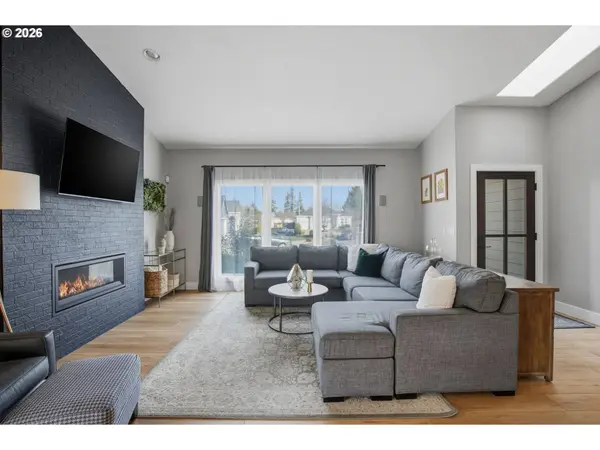 20165 SPYGLASS CT, Oregon City, OR 97045