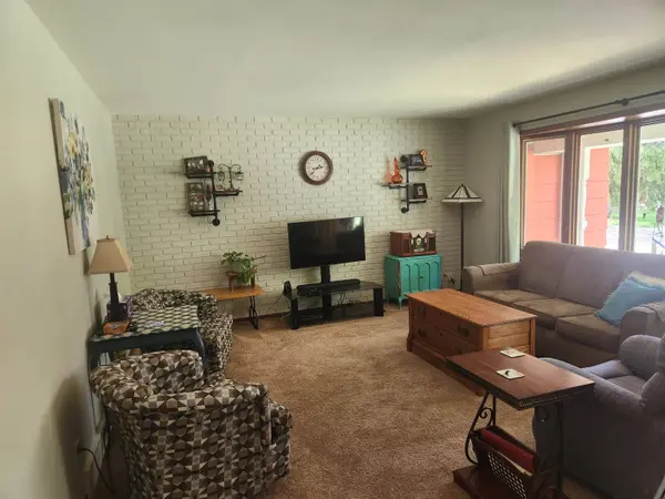 607 8th Avenue, New Glarus, WI 53574