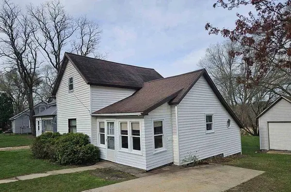 617 center Street