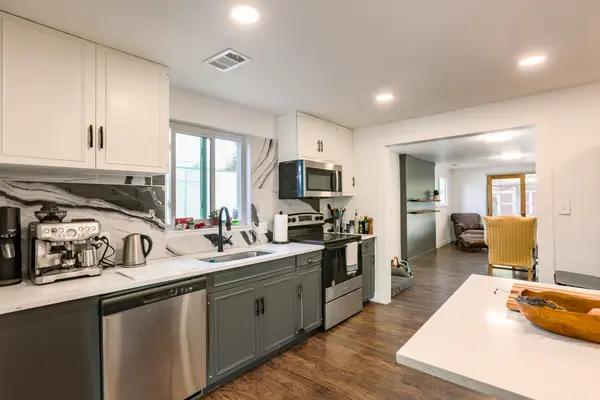 4670 W 5th Ave, Denver, CO 80204-4611