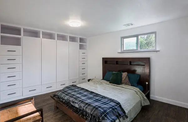 4670 W 5th Ave, Denver, CO 80204-4611