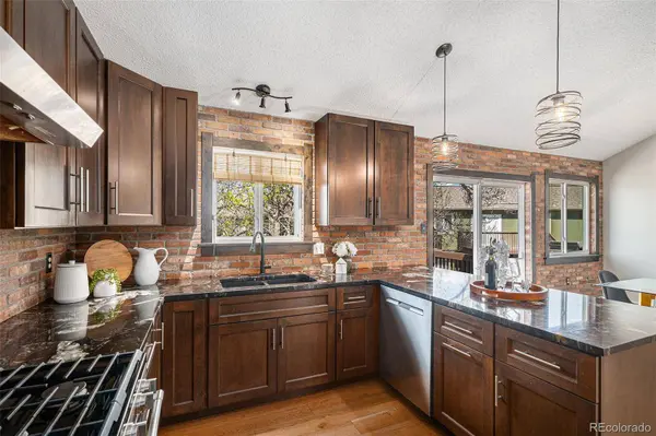 2812 W Davies DR, Littleton, CO 80120