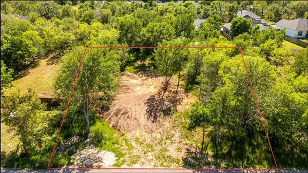 281 Nene LN, Bastrop, TX 78602