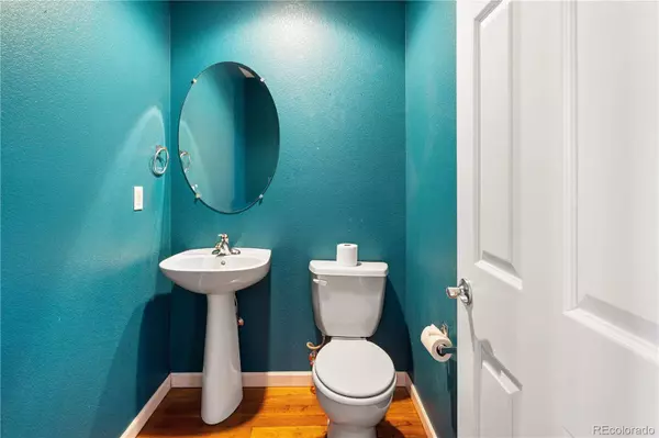 8725 E 25th AVE, Denver, CO 80238