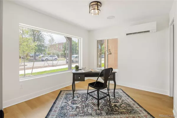 3285 Lawrence ST, Denver, CO 80205