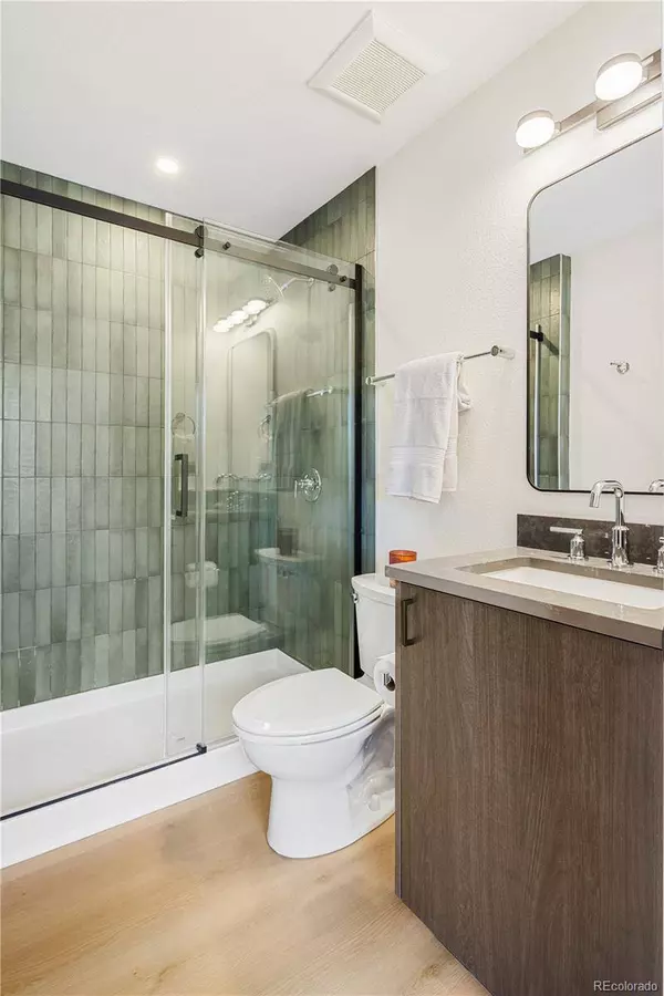 3285 Lawrence ST, Denver, CO 80205