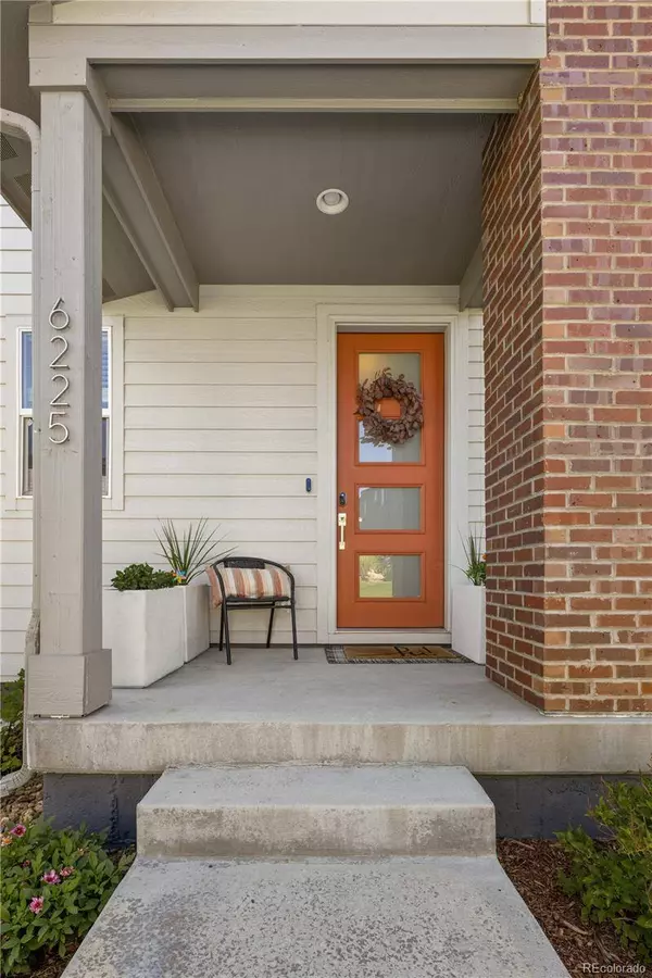 6225 Sweetbriar CT, Castle Pines, CO 80108