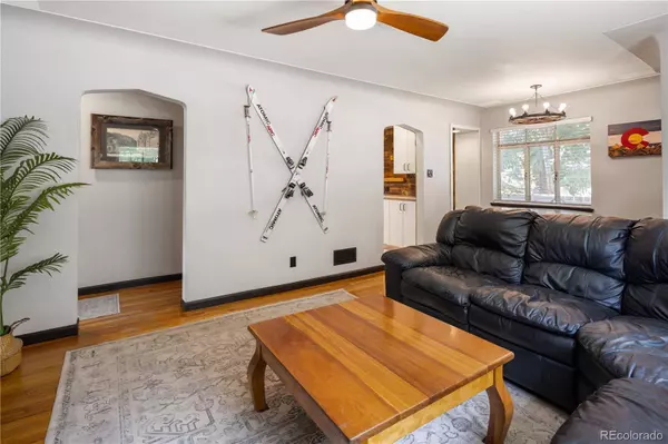 3651 N Madison ST, Denver, CO 80205