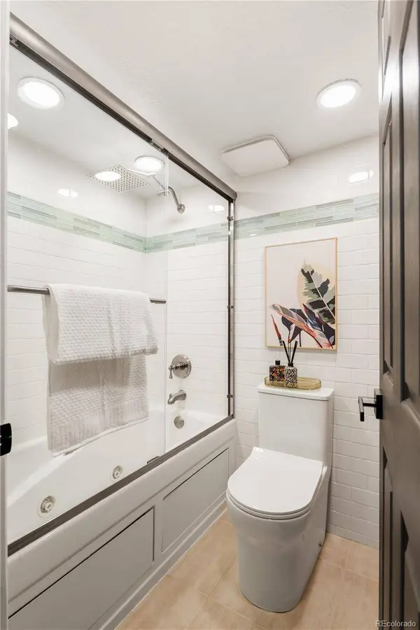 2 Adams ST #207, Denver, CO 80206