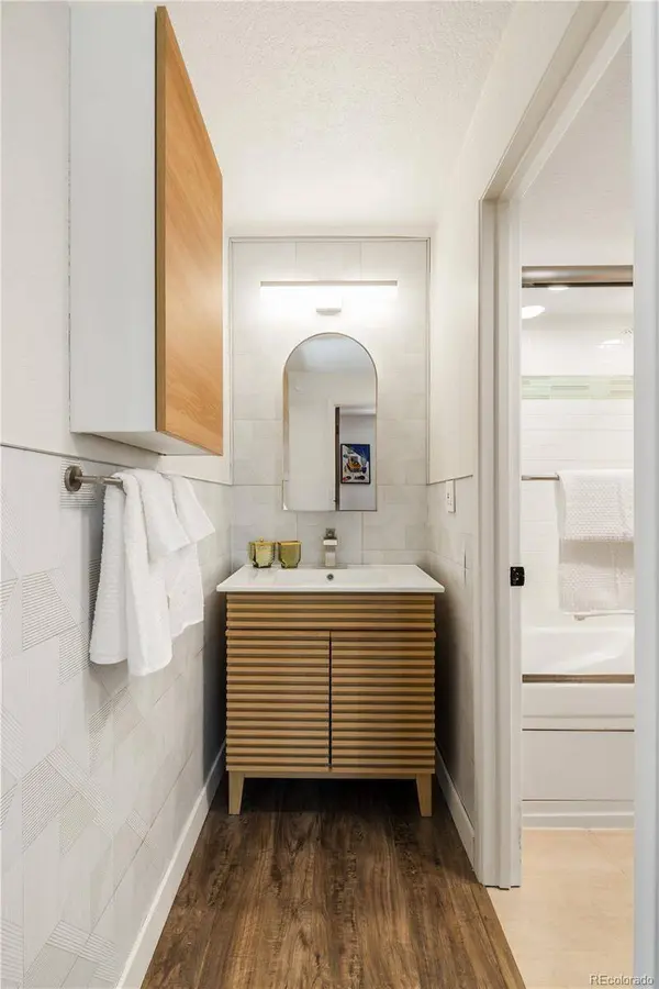 2 Adams ST #207, Denver, CO 80206