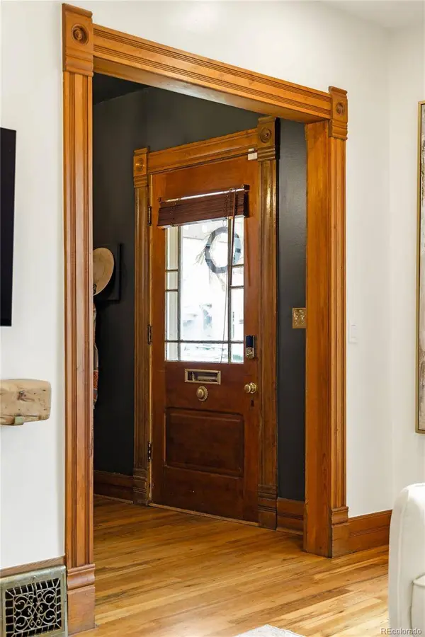 414 S Pearl ST, Denver, CO 80209