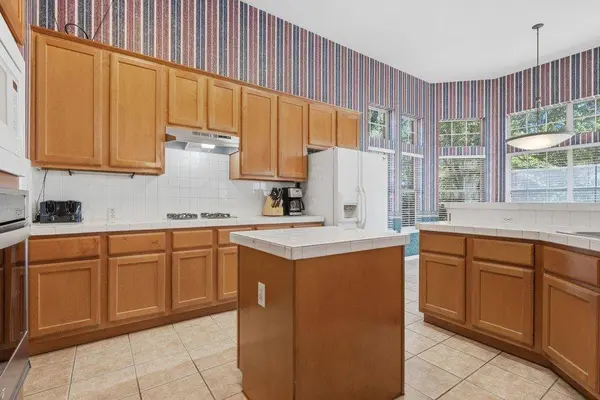 1606 Menteer DR, Cedar Park, TX 78613