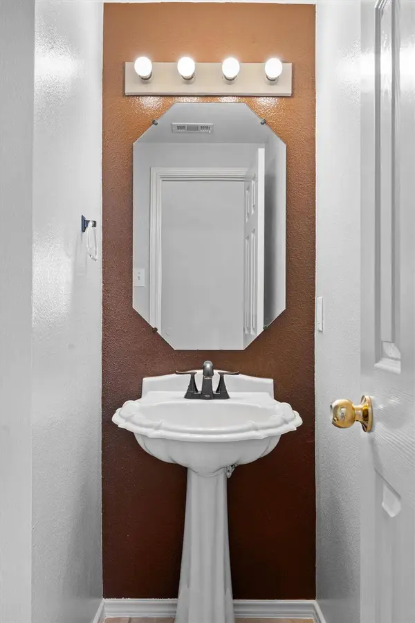 1631 Plume Grass PL, Round Rock, TX 78665