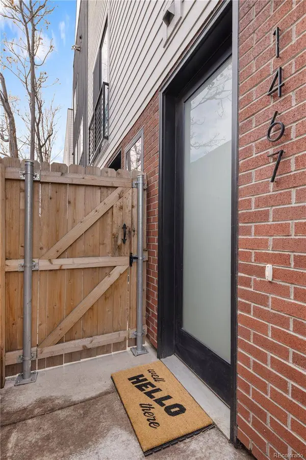 1467 N Locust ST, Denver, CO 80220