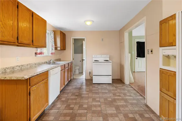 2233 S Fox ST, Denver, CO 80223
