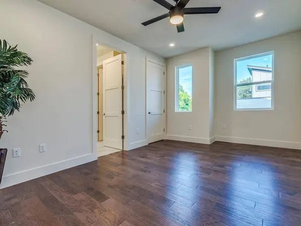 6412 Carson RDG #B, Austin, TX 78741